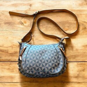 Stylish Brown Pattern Designer Style Fashion Crossbody Purse NWT